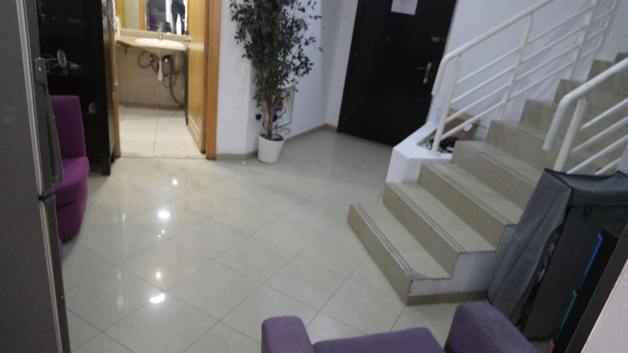 Homestay Small Budget For 'girls' Only In Dubai, Marina *