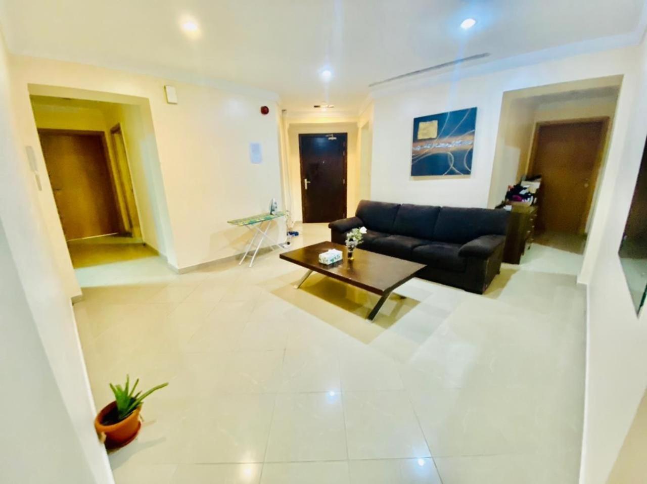 Homestay Small Budget For 'girls' Only In Dubai, Marina